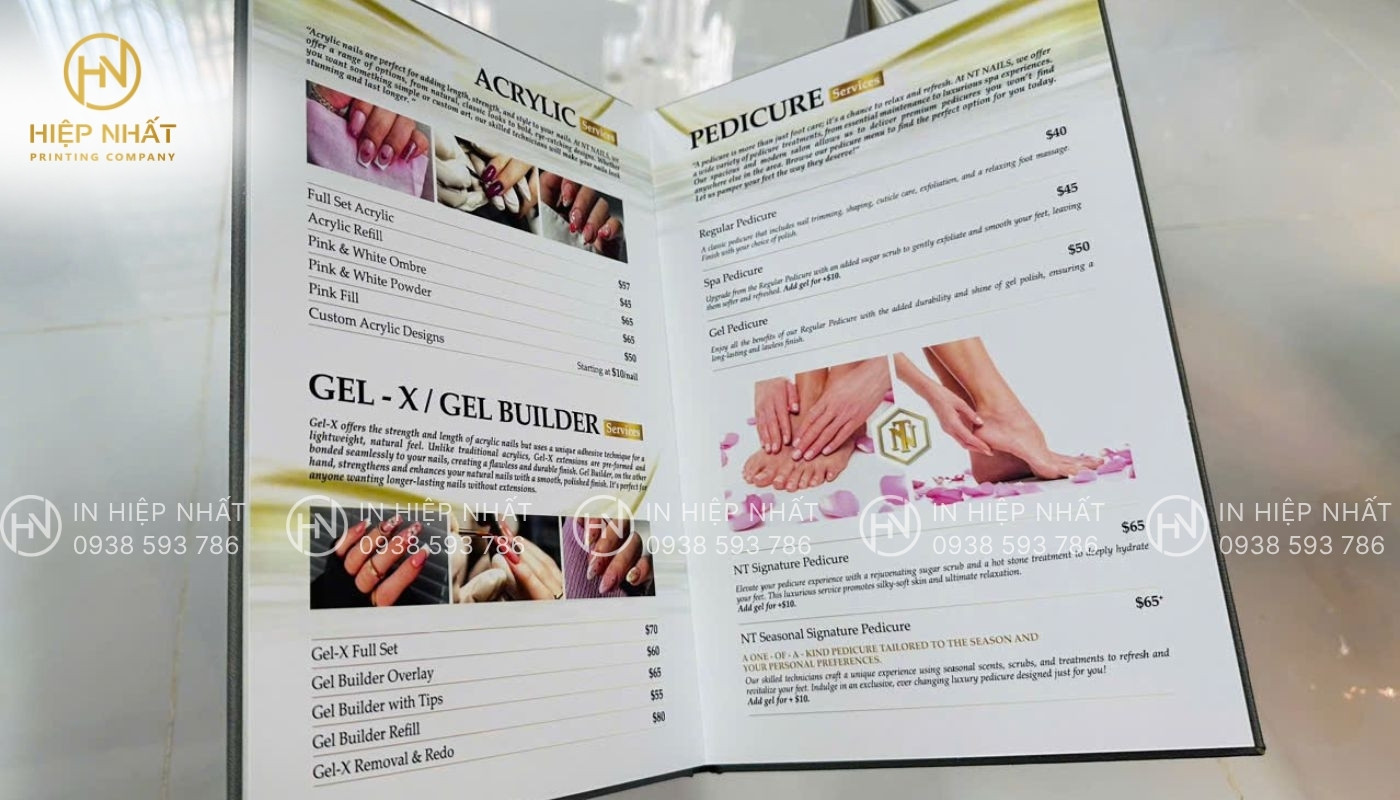 In menu nhựa lấy liền mở phẳng cho tiệm nail