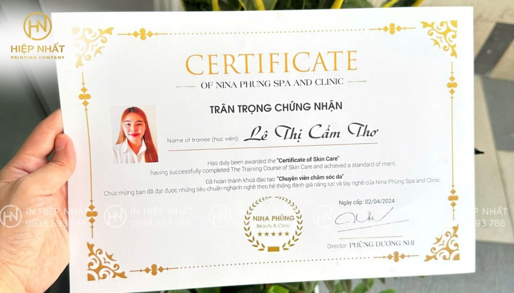 In giấy khen hàng loạt cho nhân viên chăm sóc da