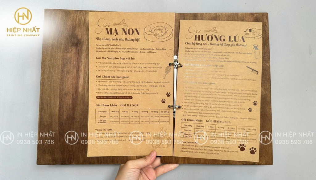 thiết kế và in ấn menu chất liệu gỗ