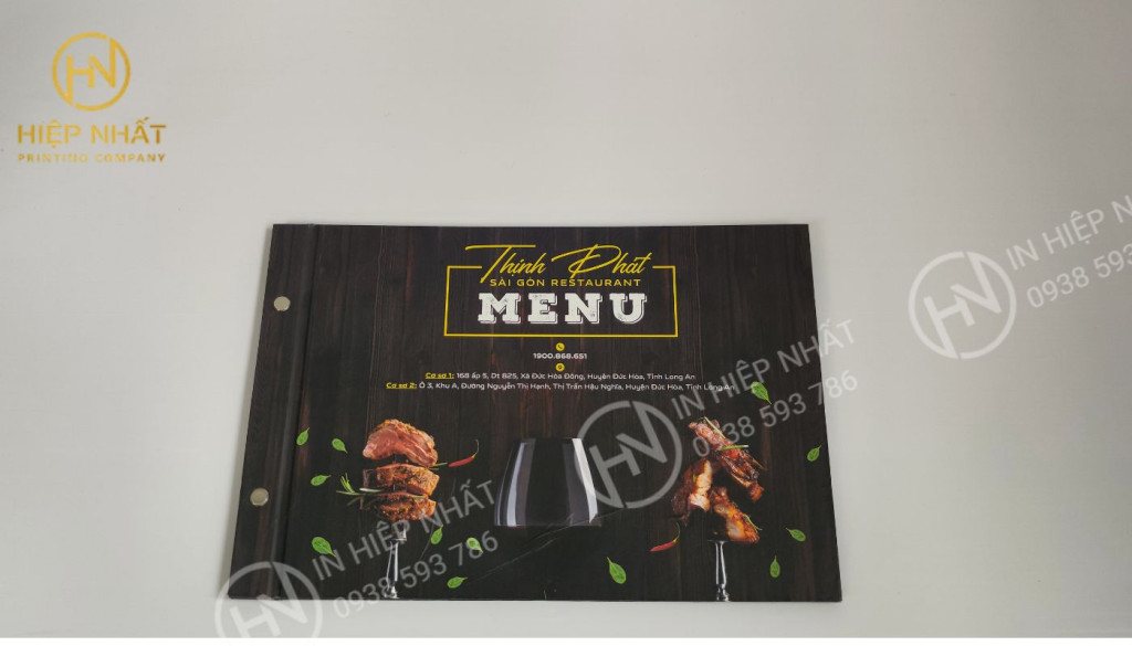 Menu rõ nét, hình ảnh chân thật luôn thu hút khách hàng hơn.