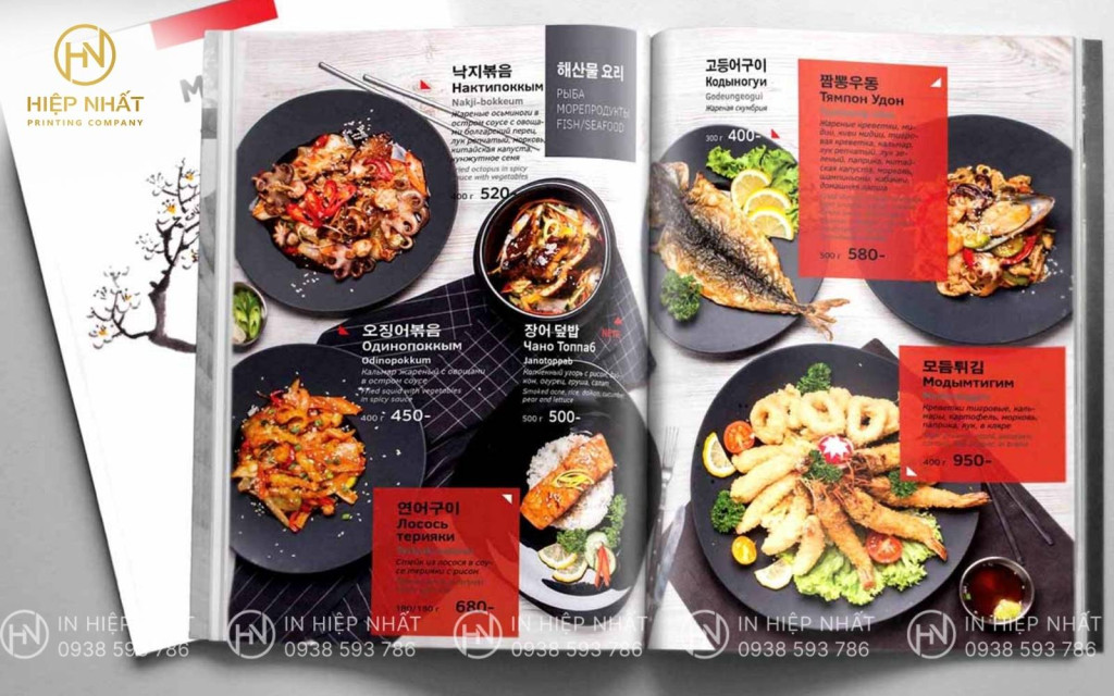 Menu nhà hàng Hàn Quốc bố cục hài hòa