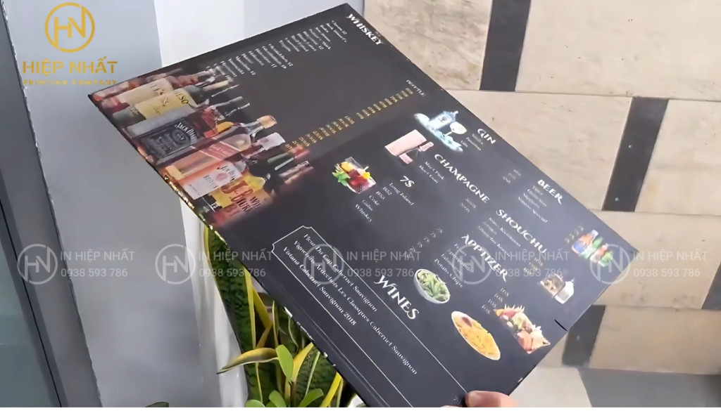 menu quán phở dạng bìa cứng