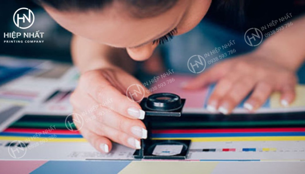 Bản in proof với đường gấp chuẩn giúp sản phẩm in hàng loạt vừa đẹp vừa dễ sử dụng, tăng giá trị thương hiệu