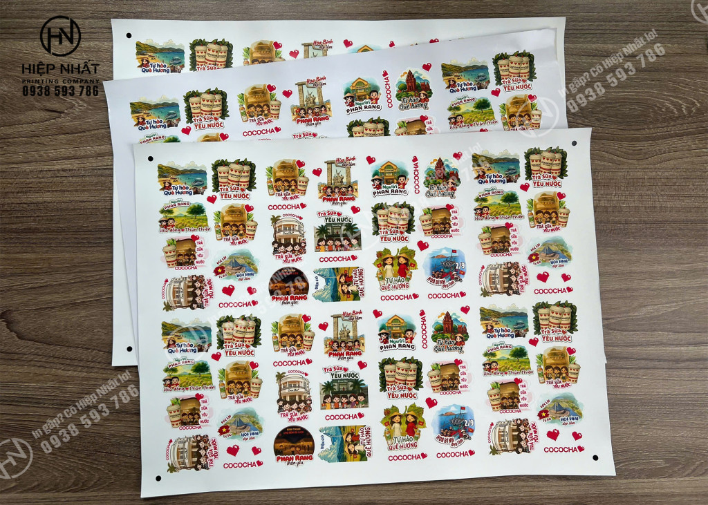Mẫu in tem nhãn decal đa dạng mẫu mã hình ảnh yêu nước vui nhộn dễ thương