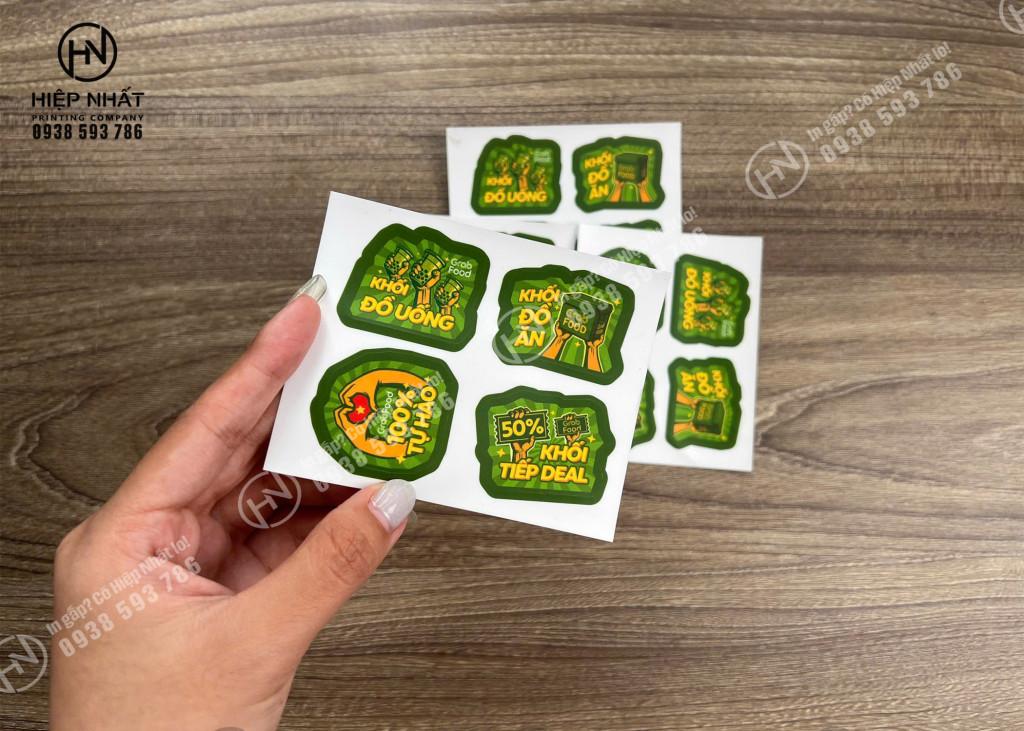 Mẫu tem nhãn quảng cáo đồ uống mới, giảm giá deal hời tông xanh mát mẻ