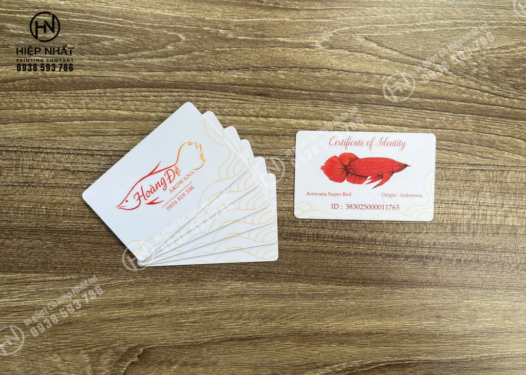 Mẫu in thẻ nhựa Hoàng Đệ hình con cá đỏ siêu đẹp