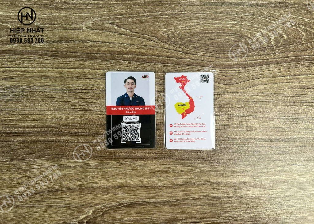 Mẫu thẻ nhựa in hình bản đồ Việt Nam ghi rõ địa chỉ