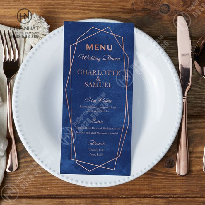 Mẫu menu tiệc cưới xanh dương ấn tượng