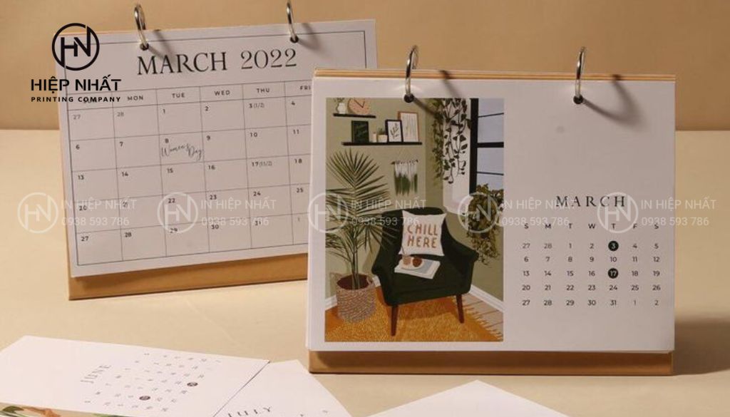 Lịch để bàn kích thước vừa giúp bạn ghi chú công việc tiện lợi mỗi ngày