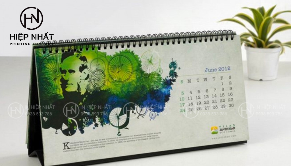 Hình ảnh hội họa tạo điểm nhấn tinh tế cho không gian