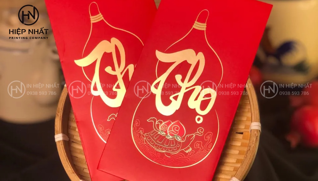 Bao lì xì chữ Thọ vàng nổi bật, mang tài lộc