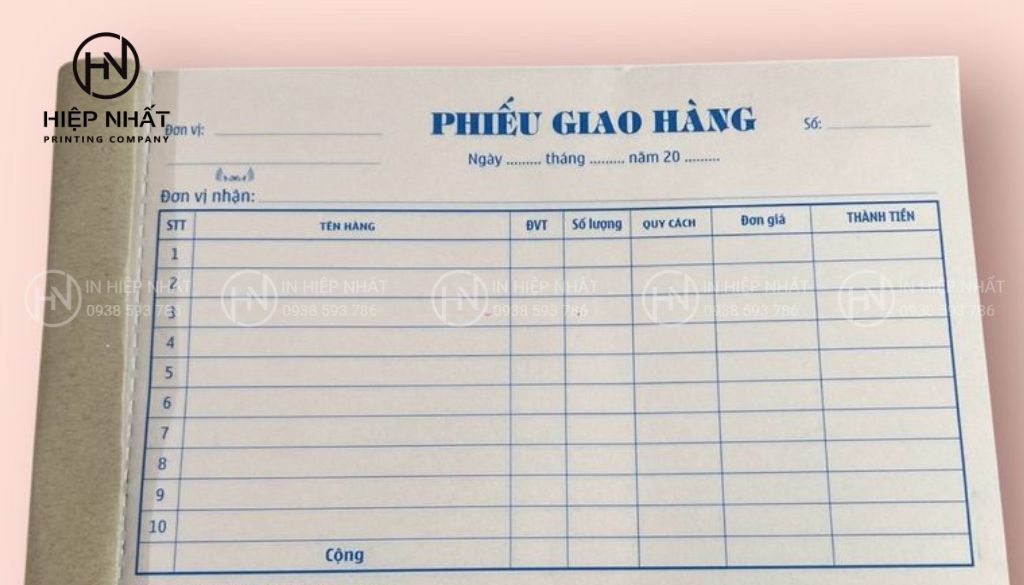 Giấy có nhiều định lượng và kích thước, phù hợp với mọi loại máy in