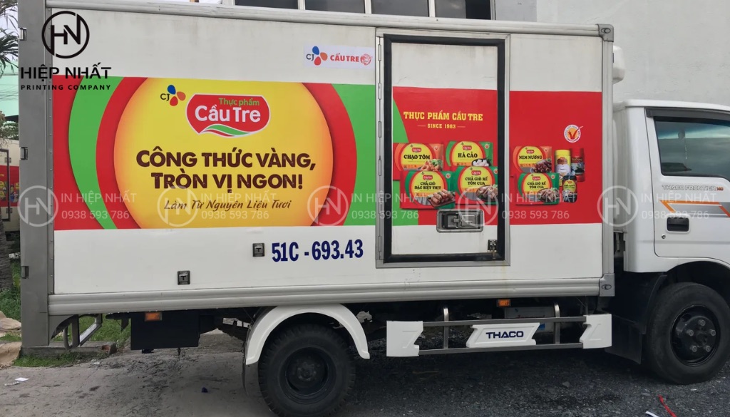 Tem dán lên decal xe tải, bền màu, chống nước và dễ nhận diện