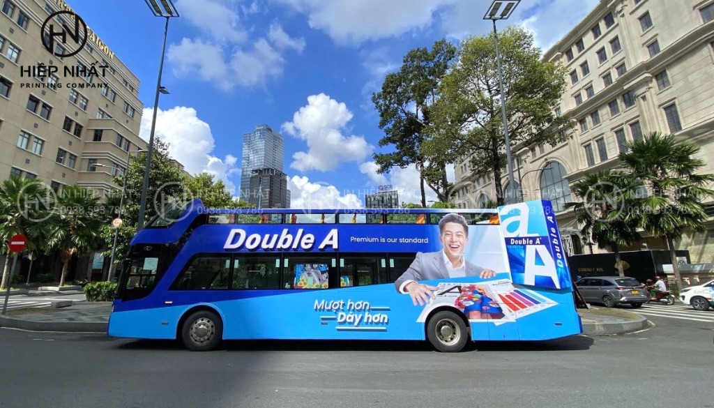 Dán tem nhãn quảng cáo lên xe buýt tăng nhận diện thương hiệu