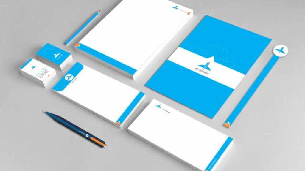 Thiết kế phong bì công ty với logo và thông tin liên hệ